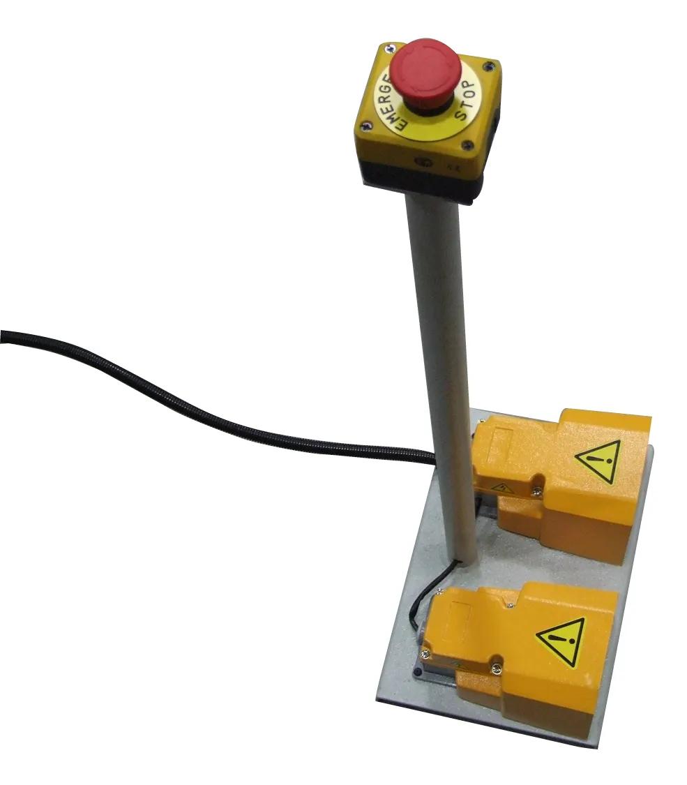 Foot pedal controls let you conveniently stop and start the bender