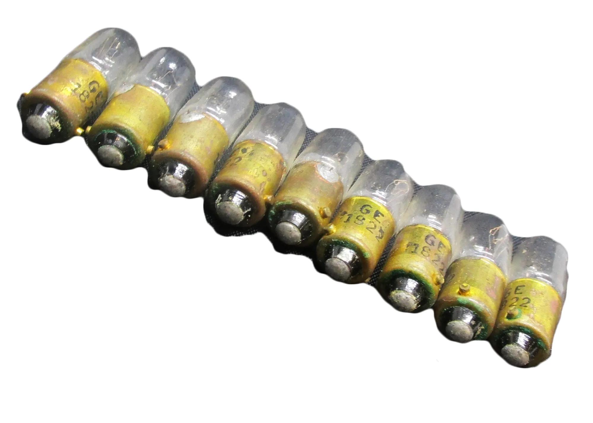 Replacement Light Bulb for 7060 Horizontal Band Saw