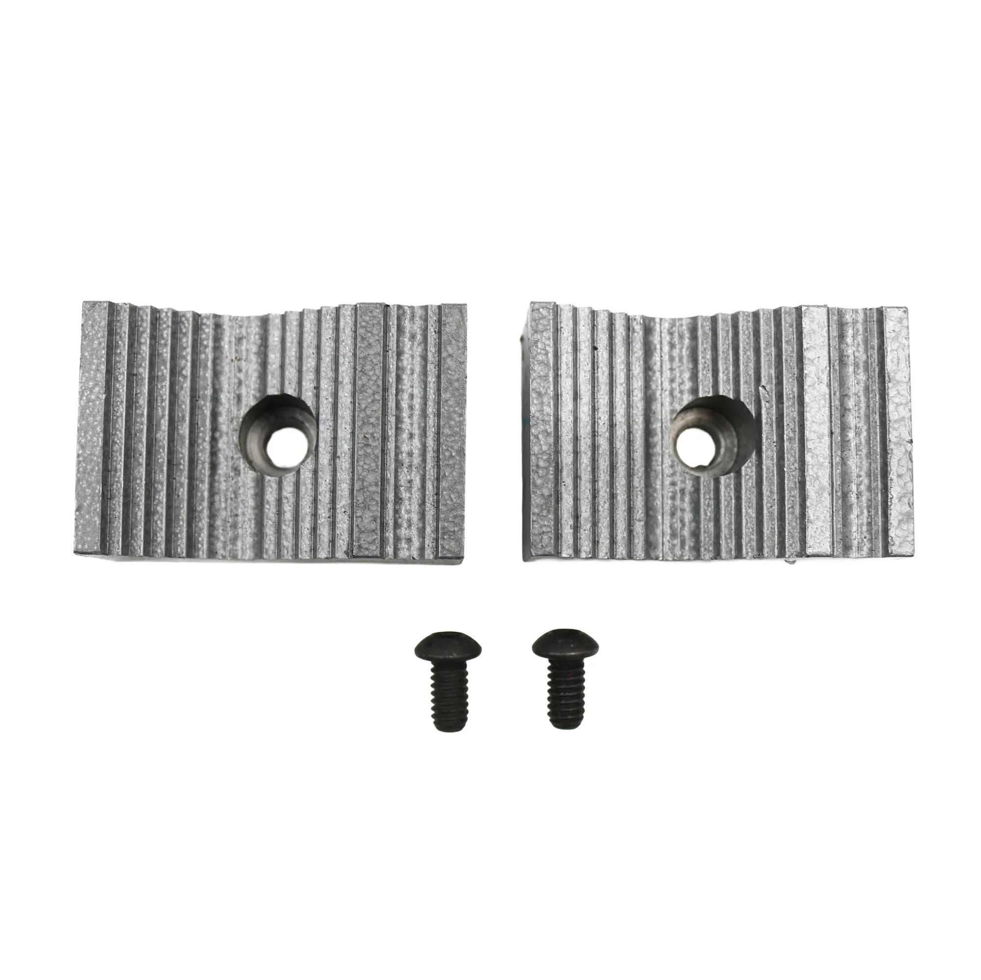 Pipe Jaw Insert Set with Two Screws