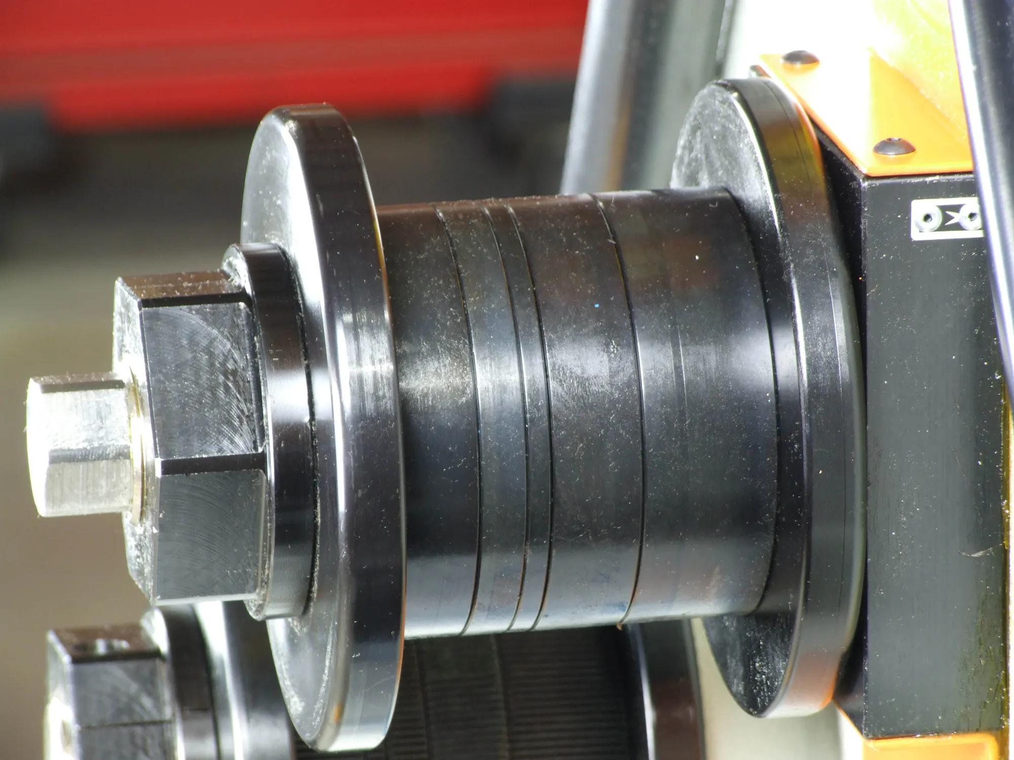 Maximum capacity of 2.75" round tubing and 2” schedule 40 pipe