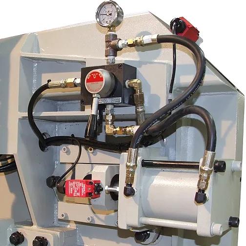 This machine is equipped with a safety limit switch to prevent operation when the cover is opened