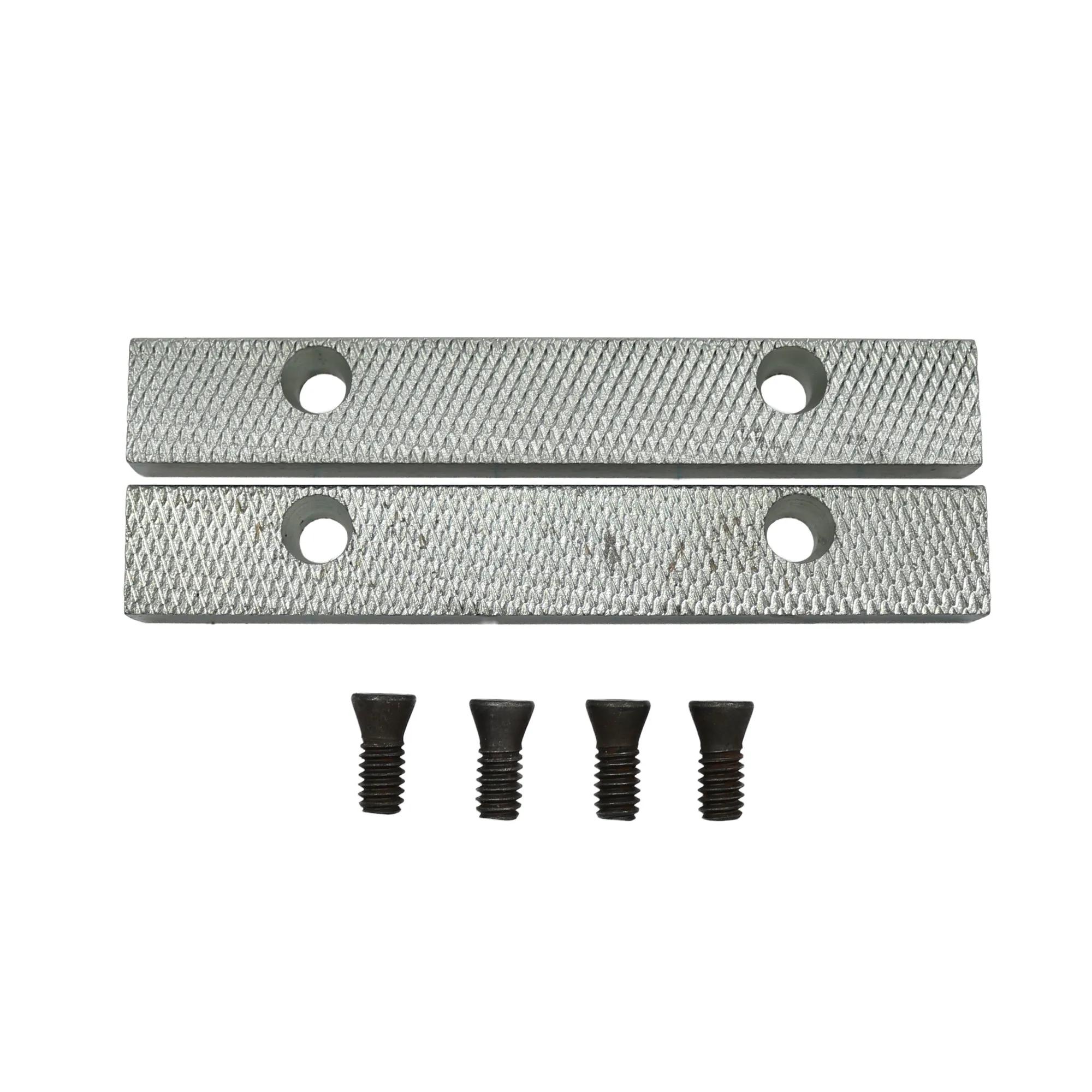 Jaw Inserts, Set of 2 with Four Screws