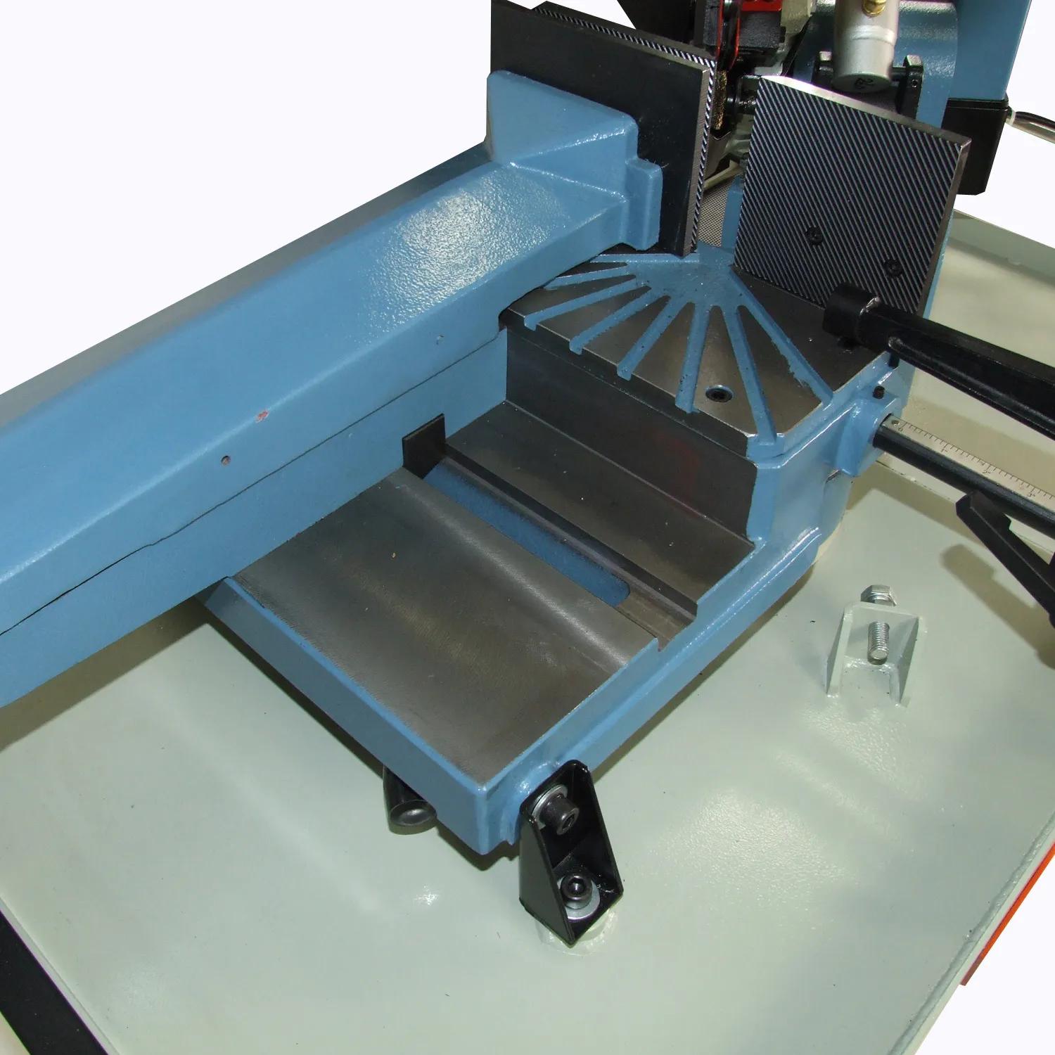 Capacity of 8.66” round at 90° and accepts standard 1” blades