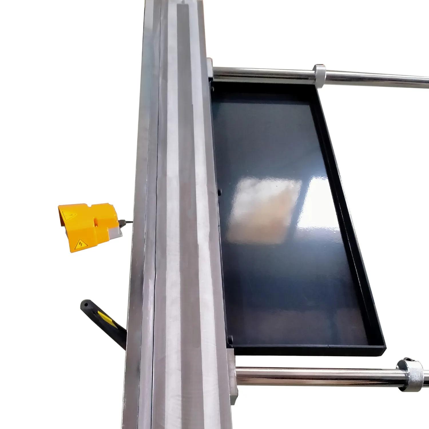 Top view with Tool Tray and Back Stop Bars