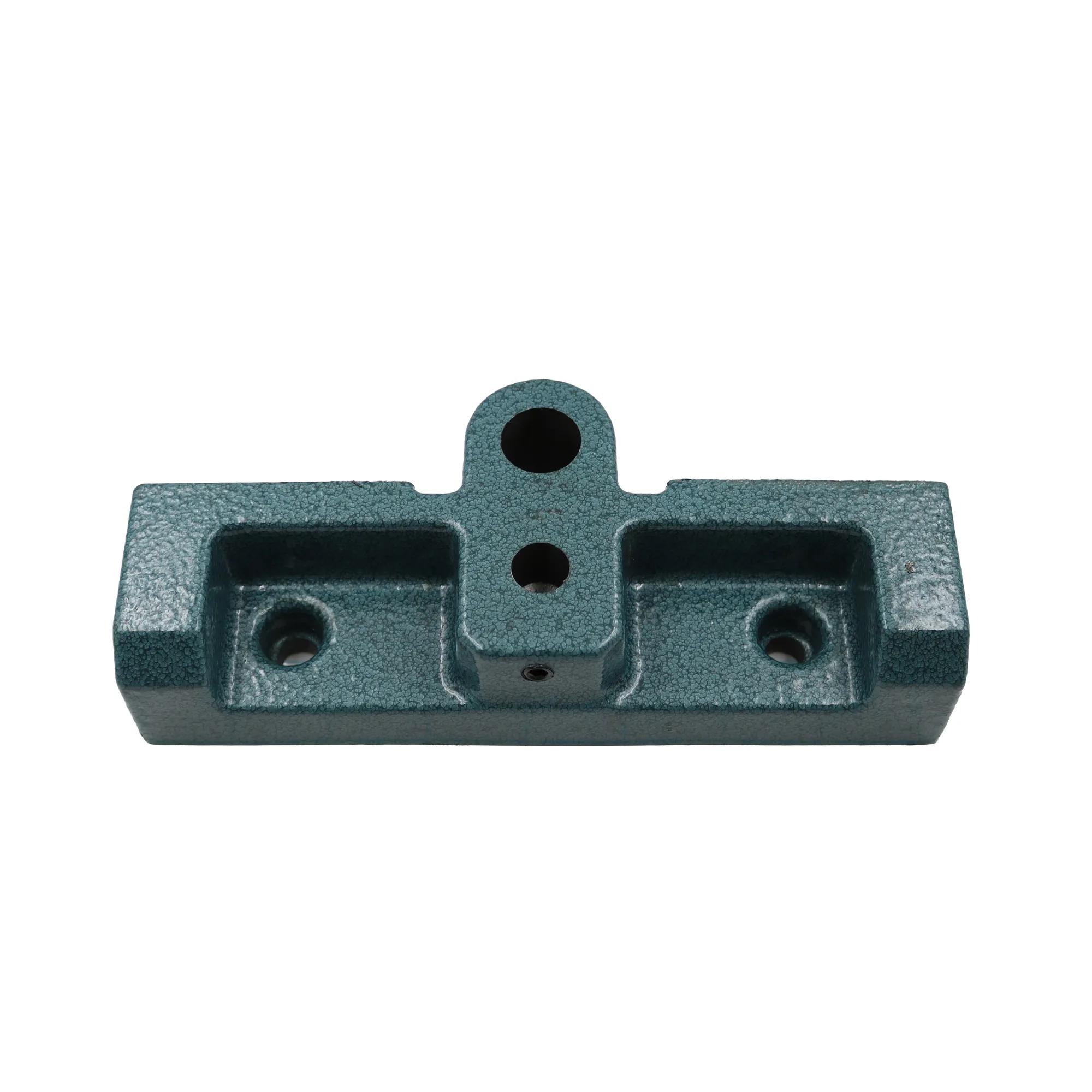 Jaw Insert Assembly with Four Screws