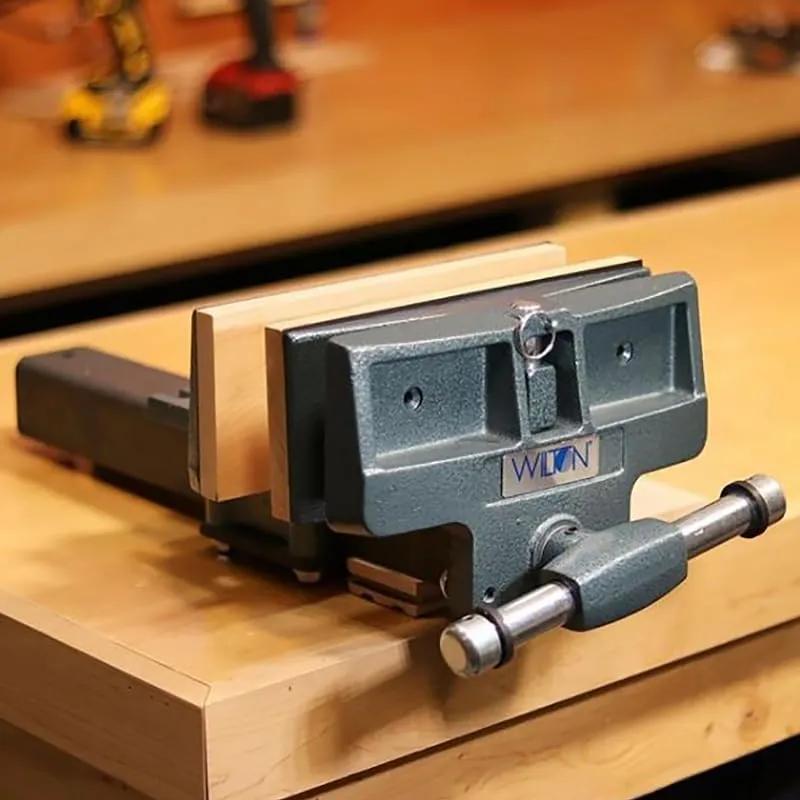 4 x 10 in. Rapid Acting Pivot Woodworkers Vise