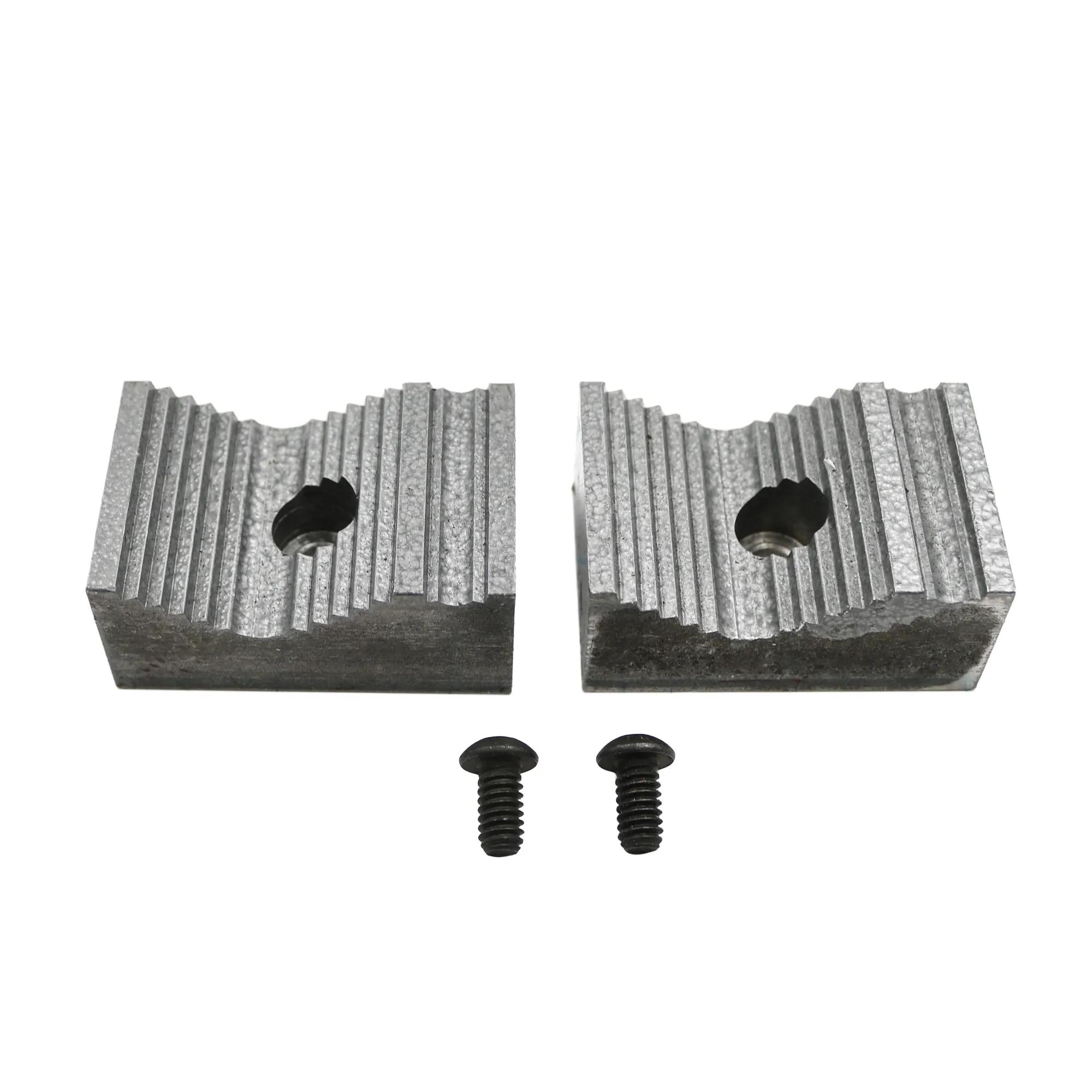 Pipe Jaw Insert Set with Two Screws