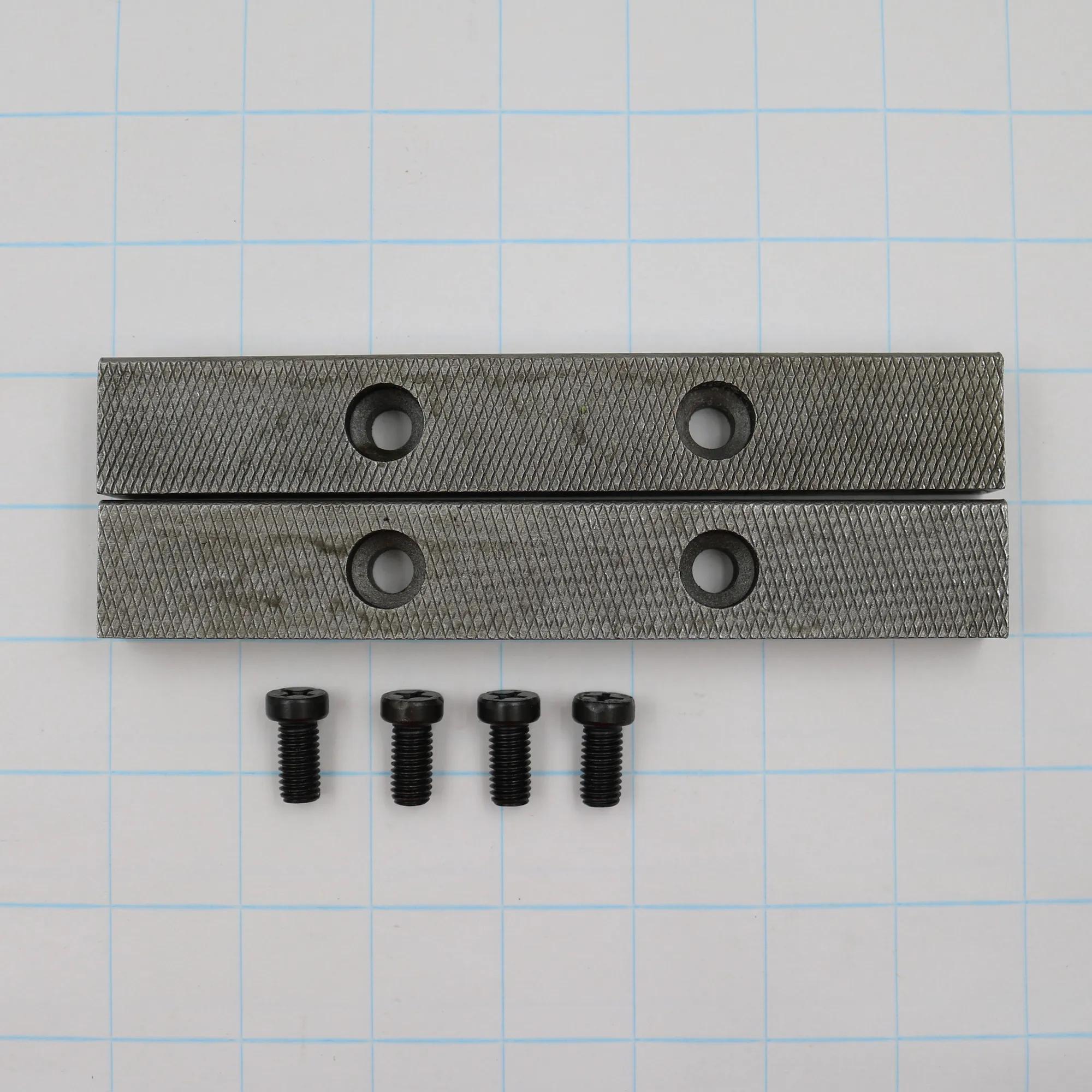 Jaw Inserts, Set of 2 with Four Screws