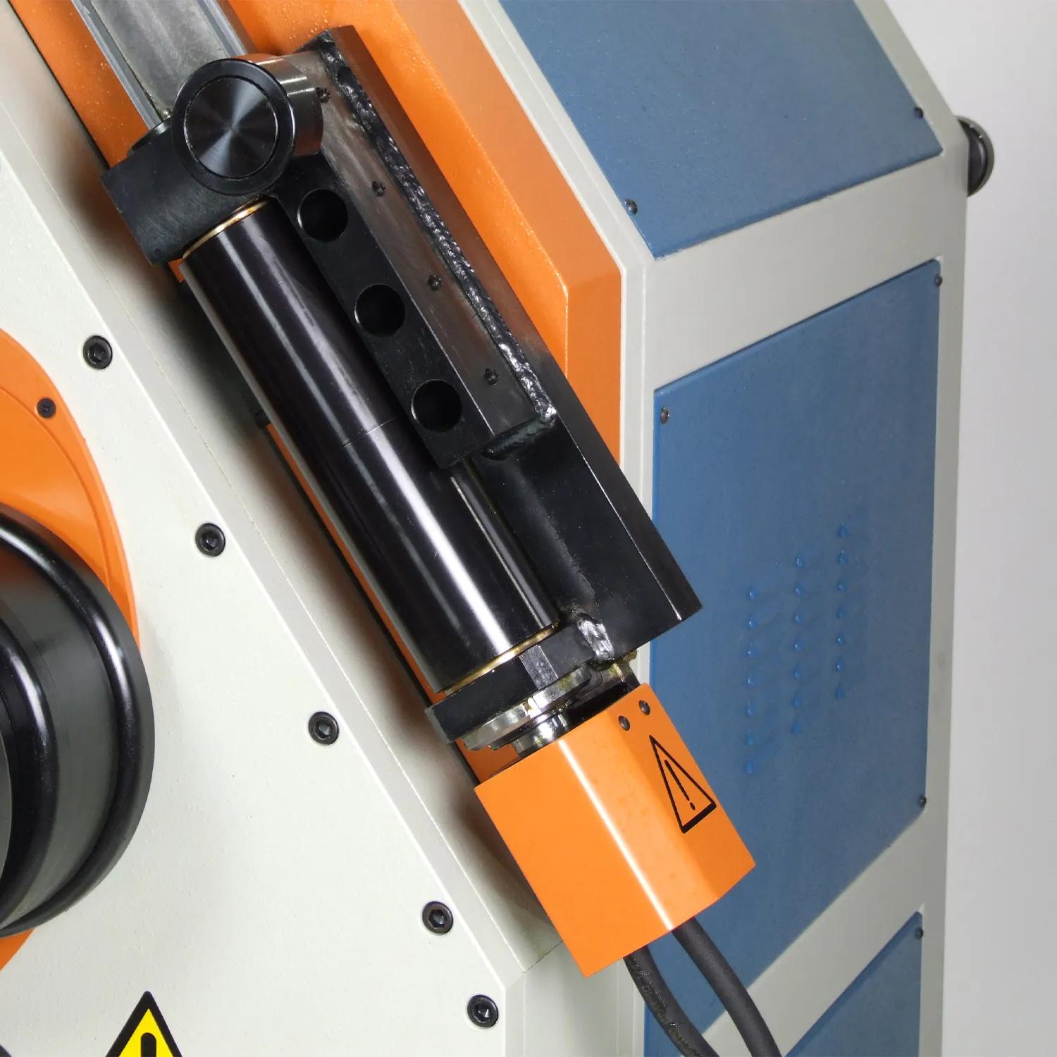 Use the guide rolls to assist in developing the desired bend result